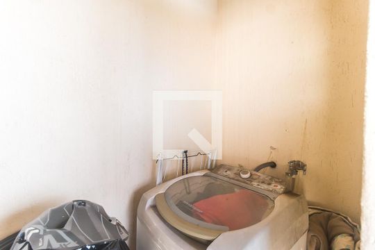Área de Serviço de apartamento para alugar com 2 quartos, 123m² em Vila Mogilar, Mogi das Cruzes