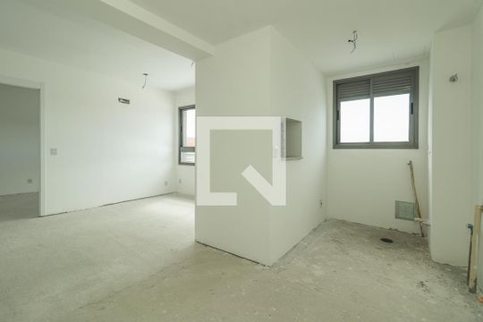Cozinha de apartamento à venda com 1 quarto, 47m² em Passo D’areia, Porto Alegre