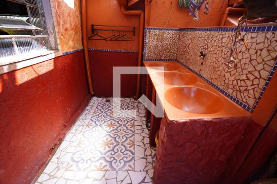 Área de Serviço de casa para alugar com 2 quartos, 70m² em Jardim Novo Mundo, Goiânia