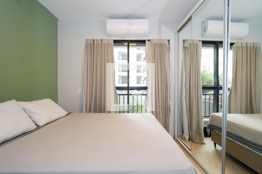 Studio de kitnet/studio para alugar com 1 quarto, 26m² em Cidade Jardim, São Paulo