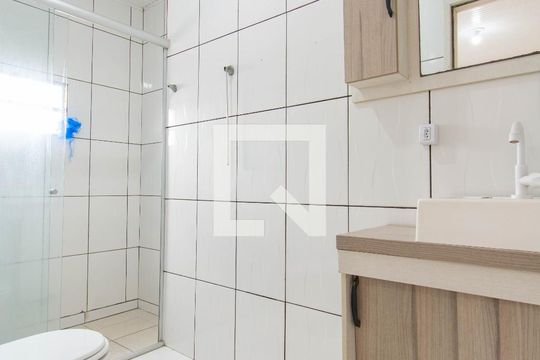 Banheiro de apartamento à venda com 3 quartos, 100m² em Guajuviras, Canoas