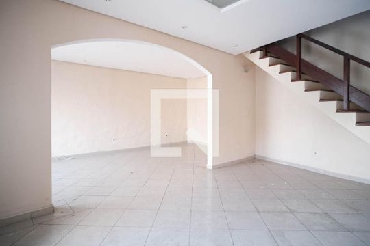 Casa à venda com 3 quartos, 400m² em Parque Boturussu, São Paulo