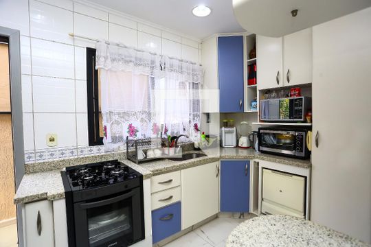 cozinha de casa de condomínio à venda com 3 quartos, 293m² em Parque Monte Alegre, Taboão da Serra