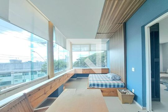 Sacada de casa à venda com 6 quartos, 400m² em Estoril, Belo Horizonte