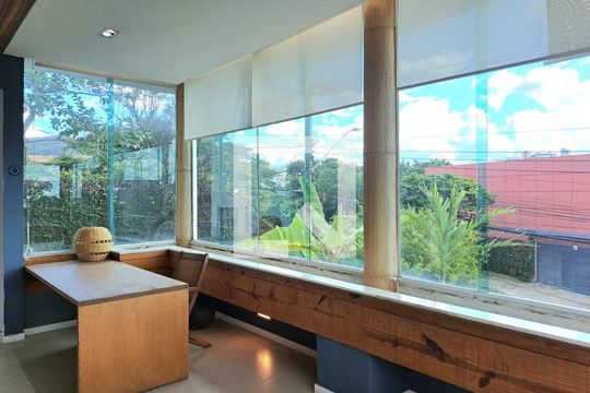 Sacada de casa à venda com 6 quartos, 400m² em Estoril, Belo Horizonte