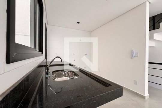 Cozinha de casa à venda com 3 quartos, 206m² em Vila Santo Alberto, Santo André