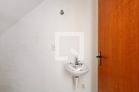 Lavabo 2 de casa à venda com 3 quartos, 206m² em Vila Santo Alberto, Santo André