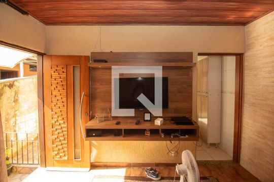Sala de casa à venda com 4 quartos, 270m² em Jardim Japao, São Paulo