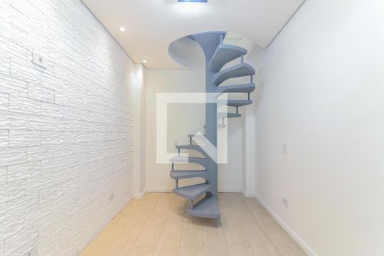 Sala de casa para alugar com 1 quarto, 85m² em Rochdale, Osasco