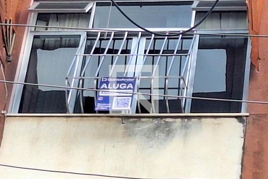 PLACA de apartamento para alugar com 2 quartos, 45m² em Sete Pontes, São Gonçalo