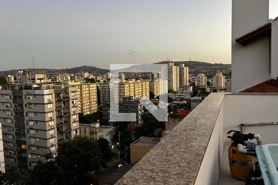 Vista de apartamento para alugar com 1 quarto, 165m² em Petrópolis, Porto Alegre