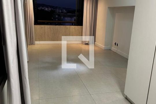 Quarto de apartamento para alugar com 1 quarto, 165m² em Petrópolis, Porto Alegre