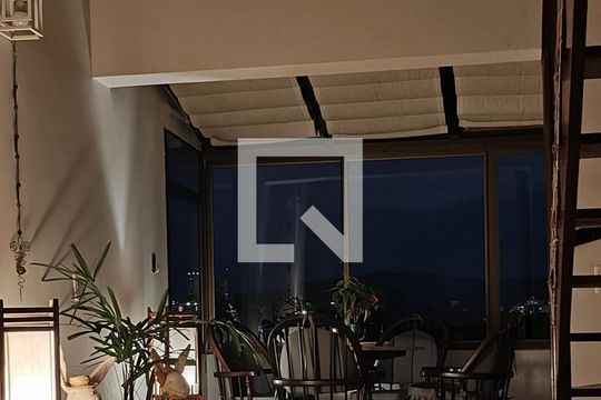 Área comum de apartamento para alugar com 1 quarto, 165m² em Petrópolis, Porto Alegre
