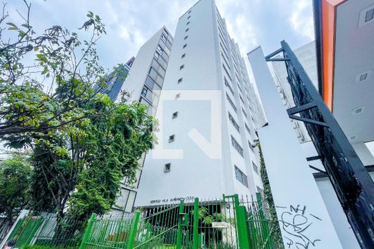 Fachada de apartamento à venda com 3 quartos, 143m² em Pinheiros, São Paulo