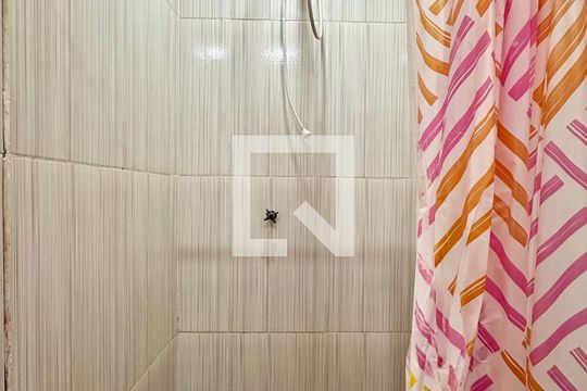 Banheiro 1 de casa à venda com 2 quartos, 50m² em Gamboa, Rio de Janeiro