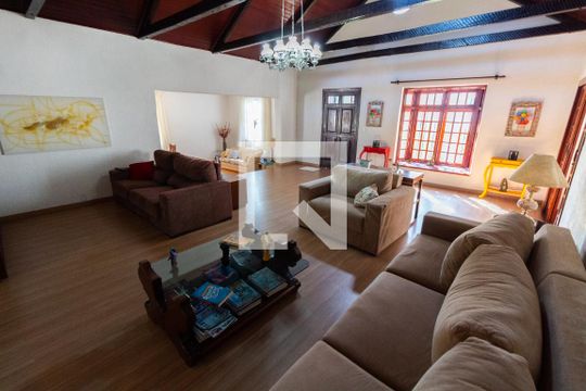 Sala de casa para alugar com 4 quartos, 5000m² em Nova Sousas (sousas), Campinas