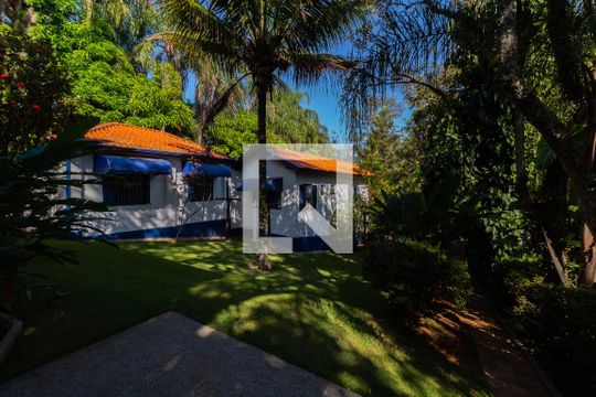 Área comum de casa à venda com 4 quartos, 5000m² em Nova Sousas (sousas), Campinas
