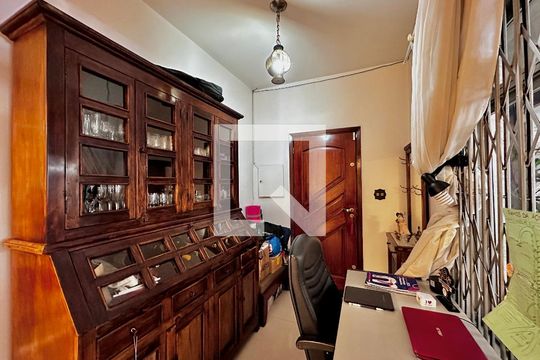 Sala de casa à venda com 3 quartos, 247m² em Vila Congonhas, São Paulo