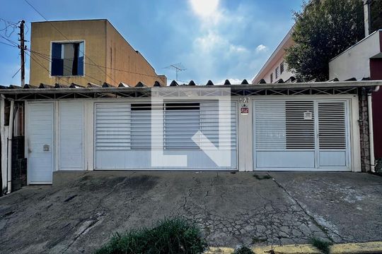 Fachada de casa à venda com 3 quartos, 247m² em Vila Congonhas, São Paulo