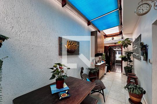 Corredor de casa à venda com 3 quartos, 247m² em Vila Congonhas, São Paulo