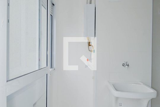 Área de Serviço de apartamento para alugar com 2 quartos, 56m² em Vila Rosalia, Guarulhos