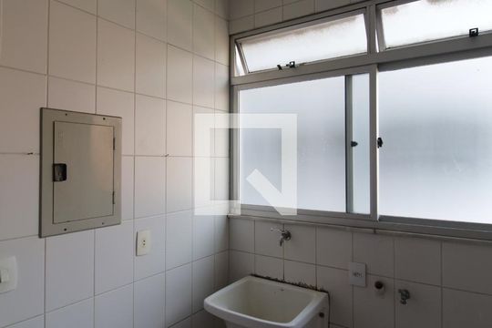 Área de Serviço de apartamento para alugar com 4 quartos, 132m² em Castelo, Belo Horizonte