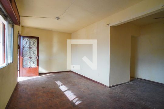 Casa à venda com 3 quartos, 140m² em Vila Jardim, Porto Alegre