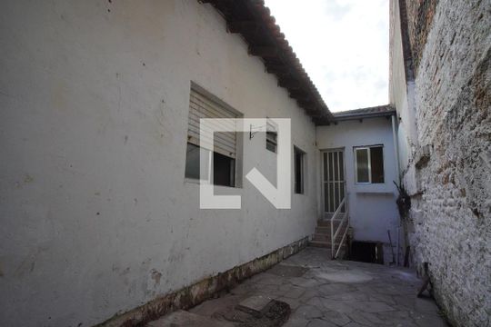 Área comum de casa à venda com 3 quartos, 140m² em Vila Jardim, Porto Alegre