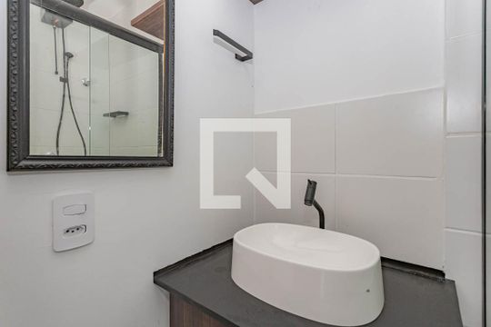 Banheiro de kitnet/studio à venda com 1 quarto, 17m² em Vila Moraes, São Paulo