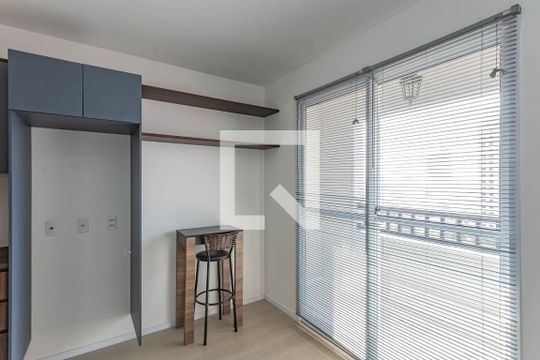 Kitnet/Studio à venda com 1 quarto, 17m² em Vila Moraes, São Paulo