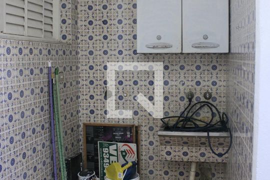 Área de Serviço de casa para alugar com 4 quartos, 172m² em Vila Ristori, Guarulhos