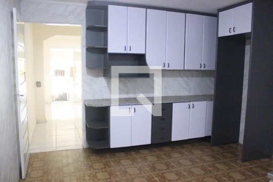 Cozinha de casa para alugar com 4 quartos, 172m² em Vila Ristori, Guarulhos
