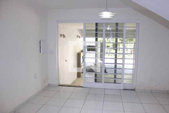 Sala de casa para alugar com 4 quartos, 172m² em Vila Ristori, Guarulhos