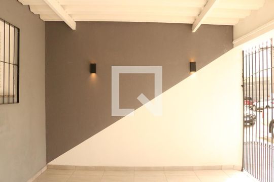 Garagem de casa à venda com 2 quartos, 500m² em Barra Funda, São Paulo