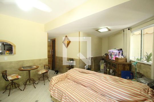 Sala de casa à venda com 2 quartos, 119m² em Freguesia (jacarepaguá), Rio de Janeiro