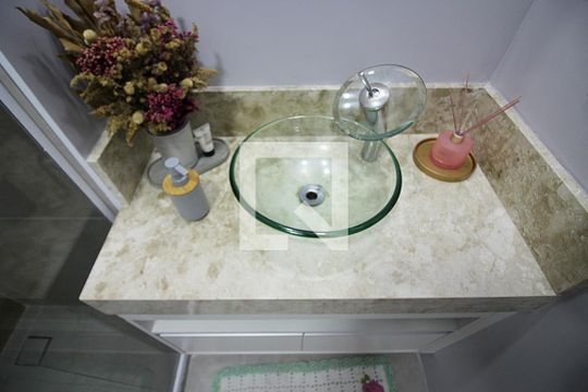Banheiro Social de apartamento à venda com 3 quartos, 80m² em Rudge Ramos, São Bernardo do Campo