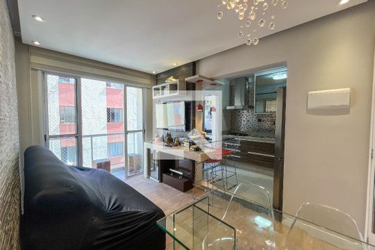 Apartamento à venda com 2 quartos, 64m² em Vila Pereira Barreto, São Paulo