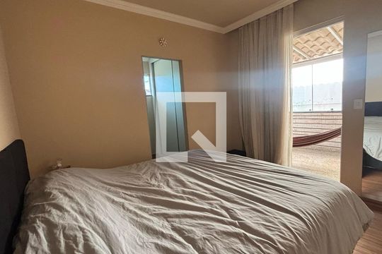 Quarto 1 de casa à venda com 3 quartos, 250m² em Ana Lúcia, Belo Horizonte