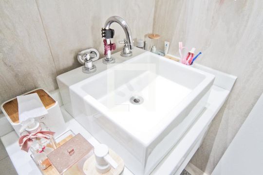 Banheiro da Suíte de apartamento à venda com 2 quartos, 68m² em Casa Verde, São Paulo