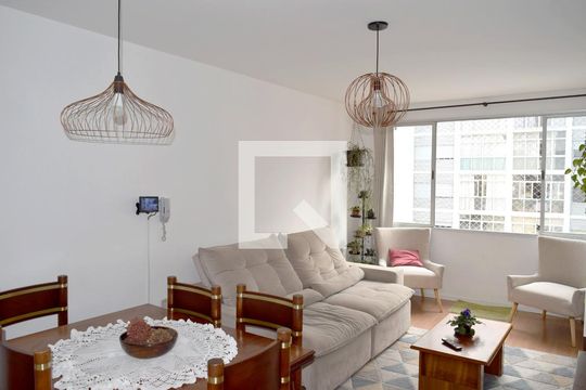 Sala de apartamento à venda com 3 quartos, 110m² em Pinheiros, São Paulo