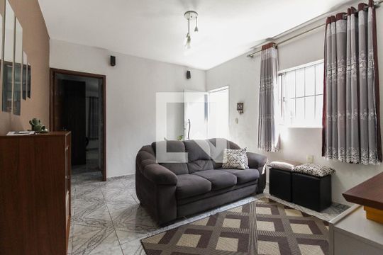 Sala de casa à venda com 2 quartos, 70m² em Cidade Líder, São Paulo