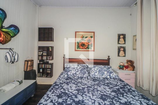 Quarto 1 de casa à venda com 2 quartos, 242m² em Navegantes, Porto Alegre