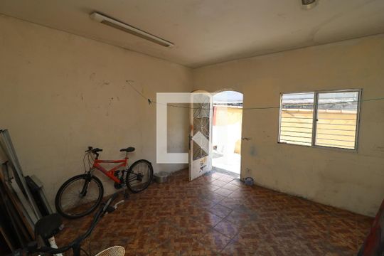 Casa à venda com 3 quartos, 341m² em Vila Antonieta, São Paulo