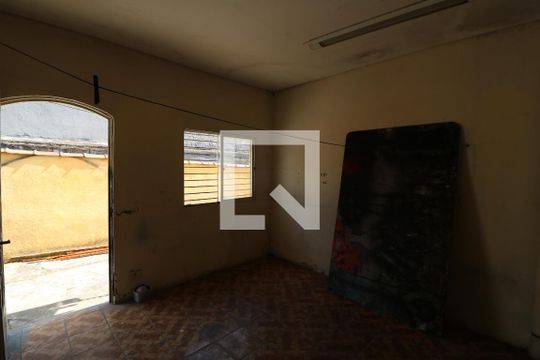 Sala de casa à venda com 3 quartos, 341m² em Vila Antonieta, São Paulo