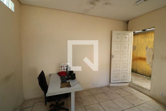 Quarto de casa à venda com 3 quartos, 341m² em Vila Antonieta, São Paulo