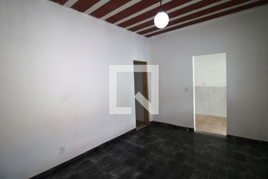 Sala de casa para alugar com 1 quarto, 70m² em Irajá, Rio de Janeiro