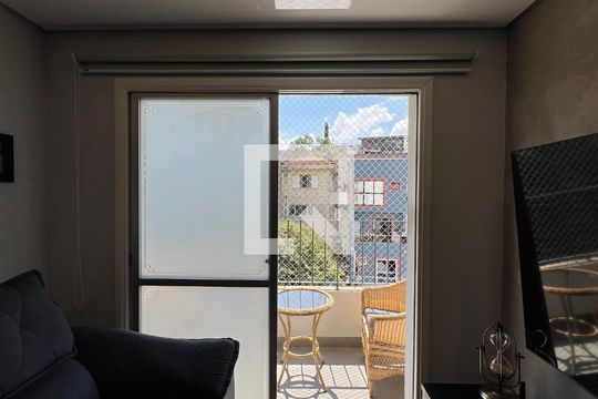 Sala de TV de apartamento para alugar com 2 quartos, 57m² em Vila Madalena, São Paulo