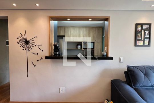 Cozinha de apartamento para alugar com 2 quartos, 57m² em Vila Madalena, São Paulo