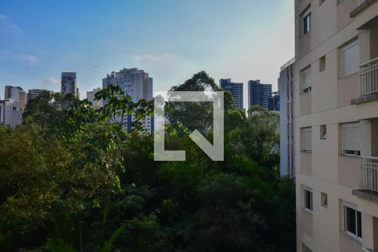 Vista do Quarto de apartamento para alugar com 1 quarto, 31m² em Panamby, São Paulo