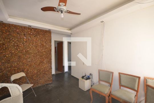 Sala de apartamento para alugar com 2 quartos, 40m² em Cosmos, Rio de Janeiro